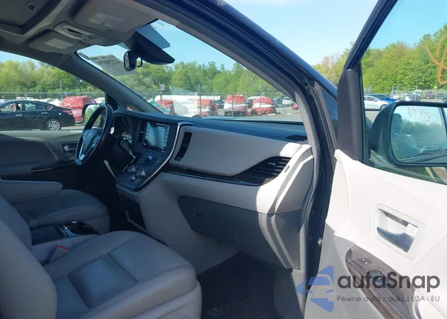 5TDYZ3DC2JS926543: 42250898