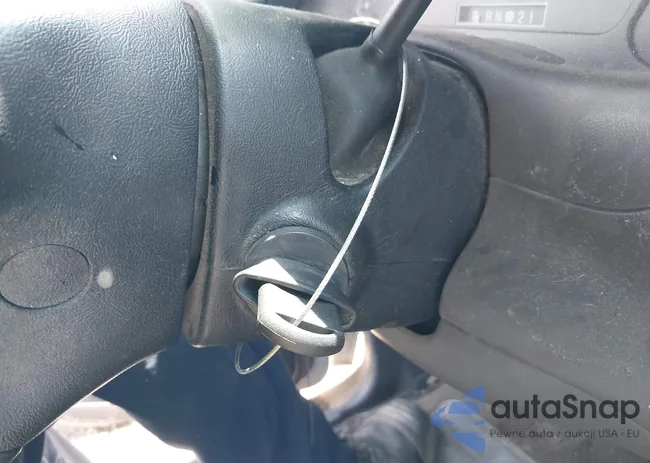 1FTYR44E72PA67338: 42250119