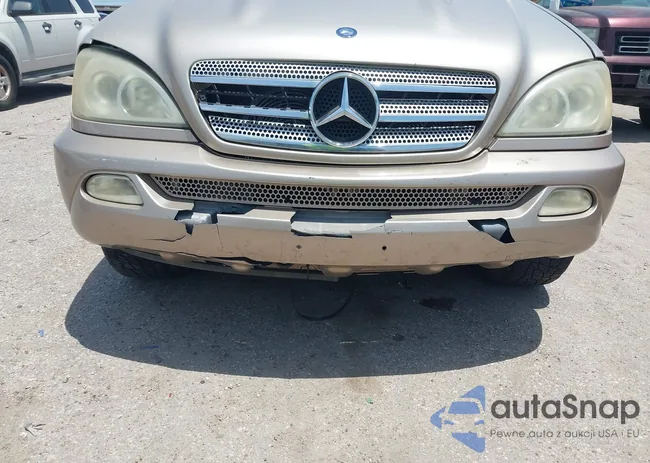 4JGAB57E45A558220: 42250143