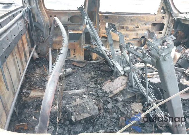 1GCEK19T3YE433569: 42250171