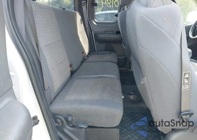 1FTRX18W33NA17822: 42250184