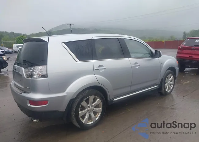 JA4JS4AX7BU020401: 42250209