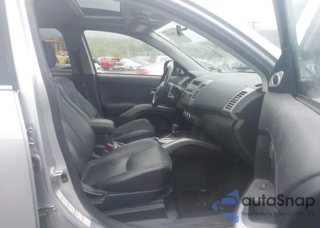 JA4JS4AX7BU020401: 42250209