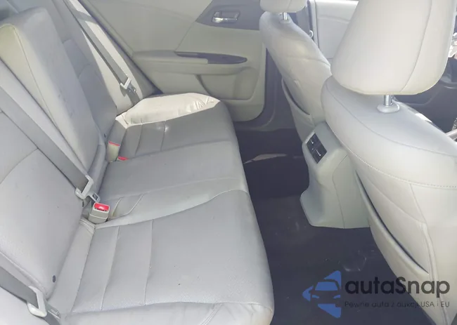 1HGCR2F88GA130299: 42251482