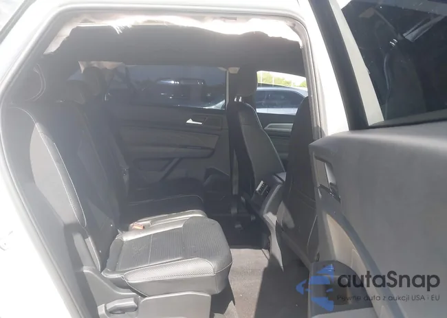 1V2WE2CA1NC217119: 42251488