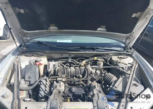 2G4WB52KX41216086: 42251588