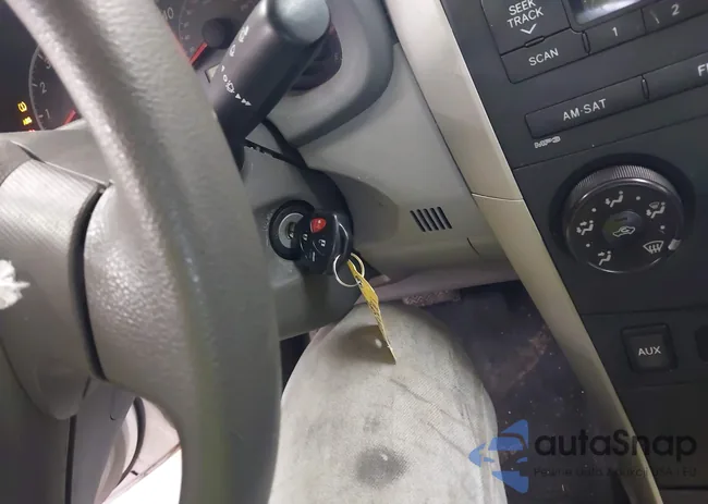 2T1BU40E89C129686: 42251775