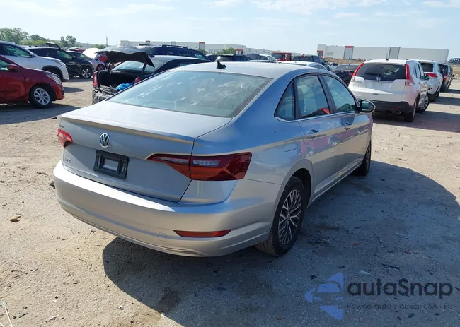 3VWC57BU5MM055552: 42251780