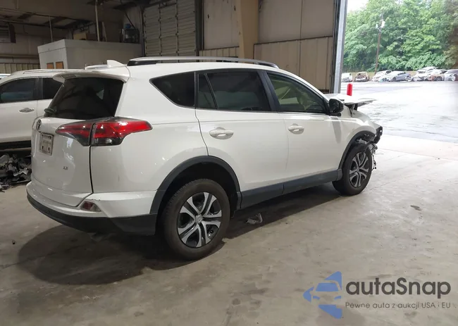 JTMZFREV3JJ197336: 42251925