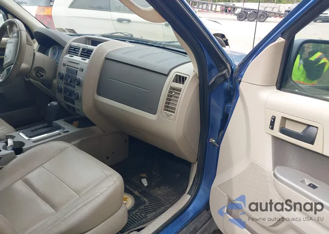 1FMCU93G59KA07909: 42251081