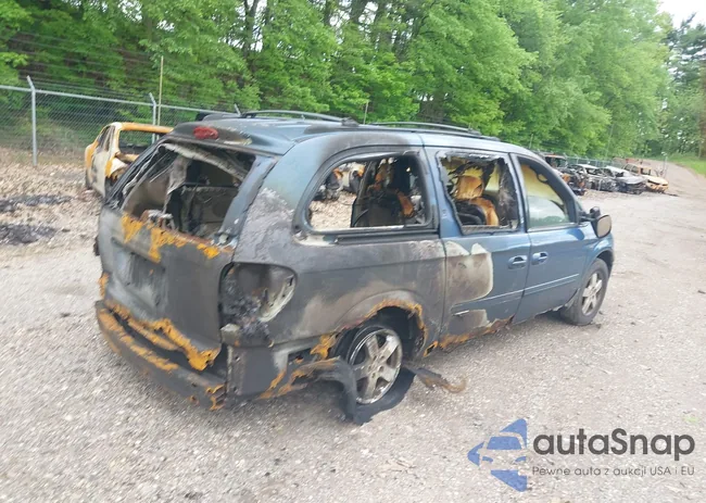 2D4GP44LX5R300649: 42251092