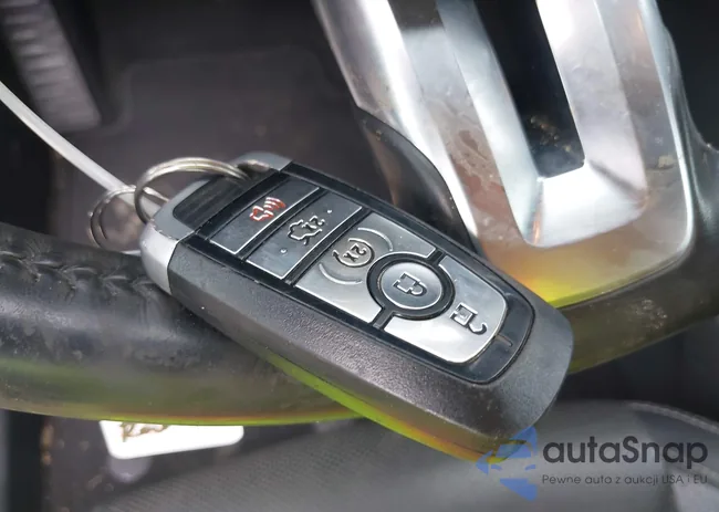 1FATP8UH2L5119009: 42251261