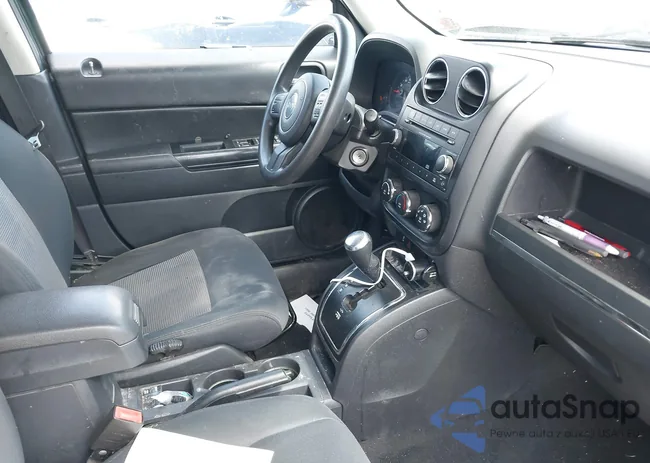 1C4NJRBB5CD584656: 42252401