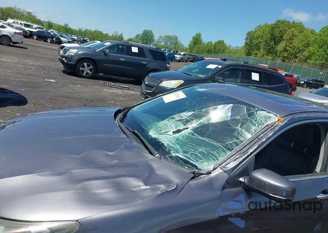 1HGCR2F88FA159932: 42252402