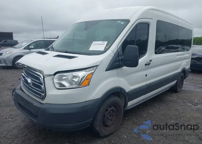 1FBAX2CM2JKA31397: 42252424