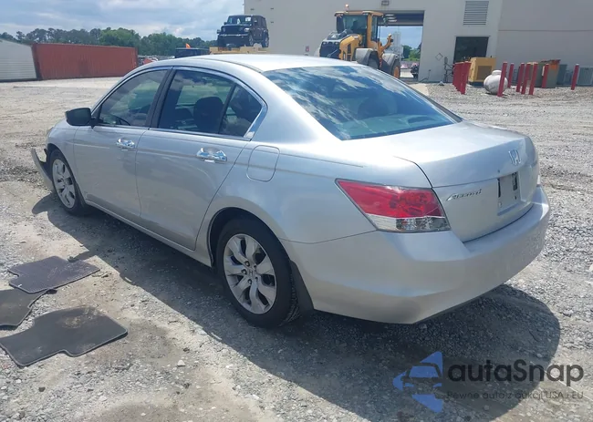 1HGCP2F74AA004333: 42252465