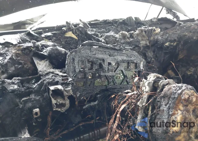 5UXCR6C04N9K85076: 42252536