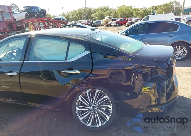 1N4BL4EV8RN425726: 42252566