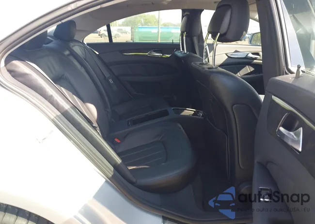 WDDLJ7DBXCA033655: 42252855