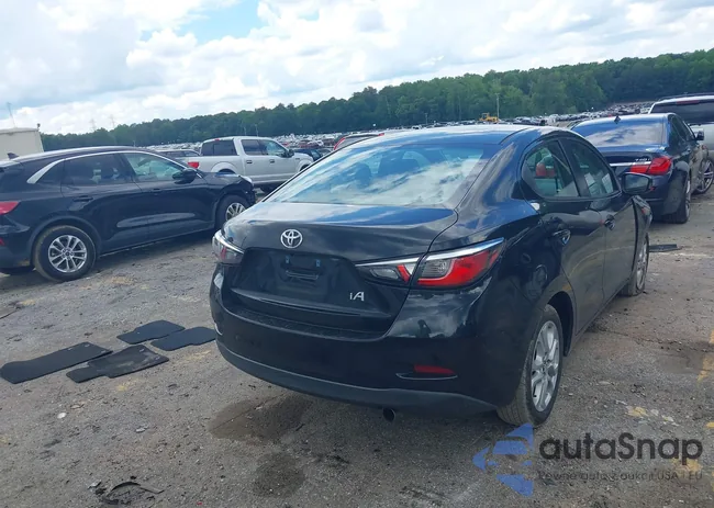 3MYDLBYV0JY304524: 42252280