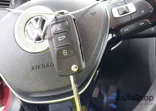 3VW267AJ9GM321062: 42253558