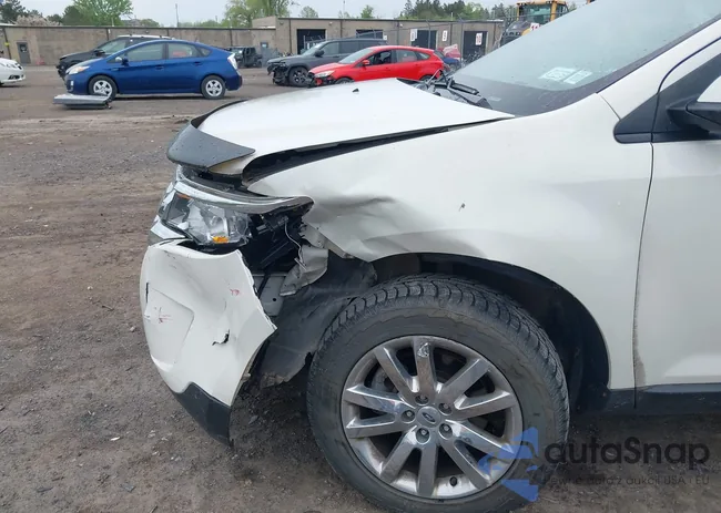 2FMDK4JC4DBC37084: 42253581