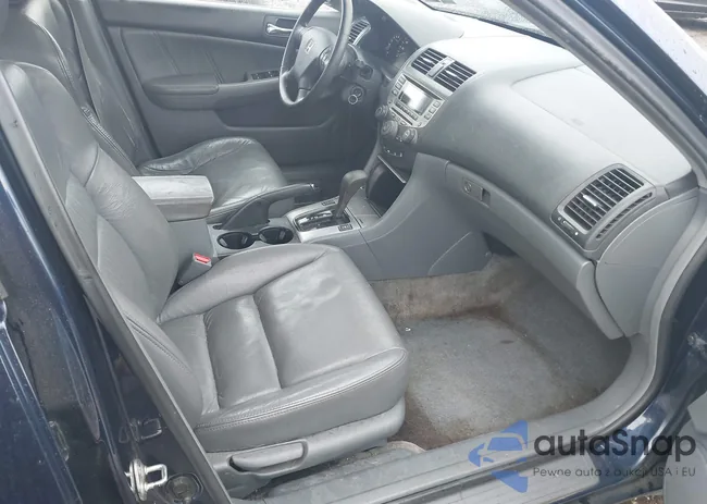 1HGCM56827A009560: 42253585