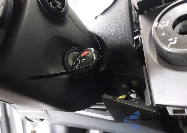 2T1BU4EE2BC731353: 42252955