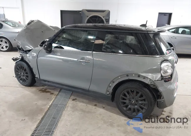 WMWXP7C59J2A48175: 42253106