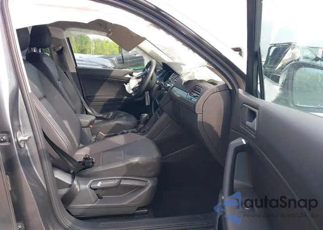 3VV2B7AX5LM142418: 42253122