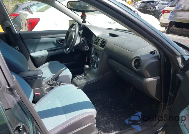 JF1GG68525H818972: 42253157