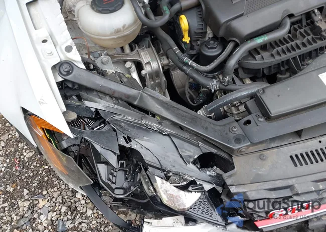 3VW5T7AU0LM007553: 42253158