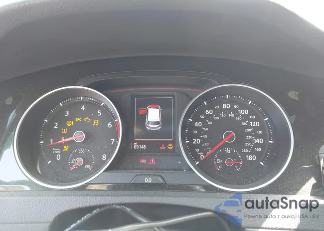 3VW5T7AU0LM007553: 42253158