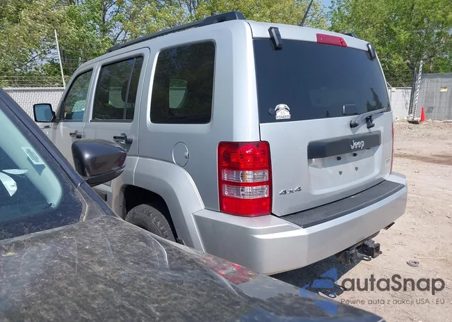 1C4PJMAK2CW125537: 42253198