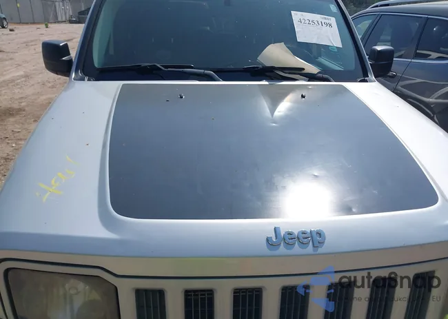 1C4PJMAK2CW125537: 42253198