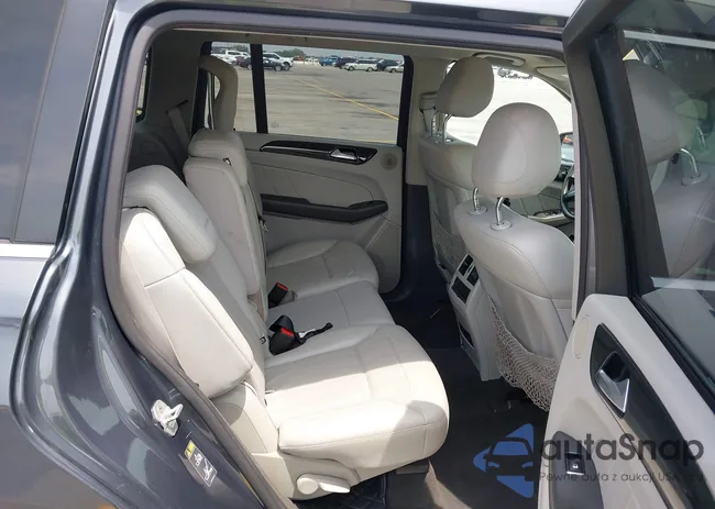 4JGDF6EE1FA568232: 42253223