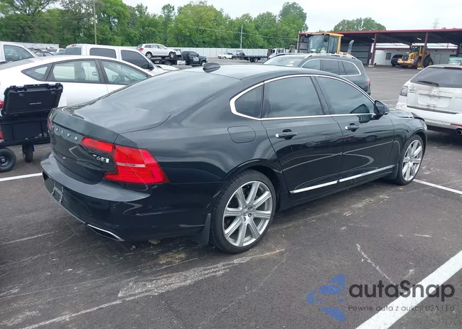 YV1A22ML6H1001569: 42253274