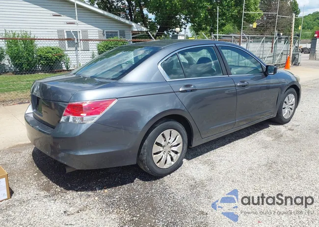 1HGCP2E35AA031149: 42254496