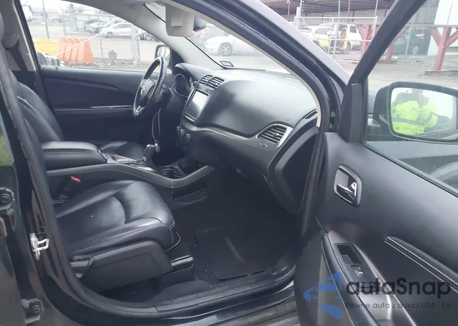 3C4PDCGB9HT677638: 42254499