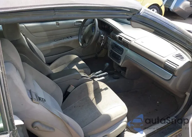 1C3EL55R85N706262: 42254572