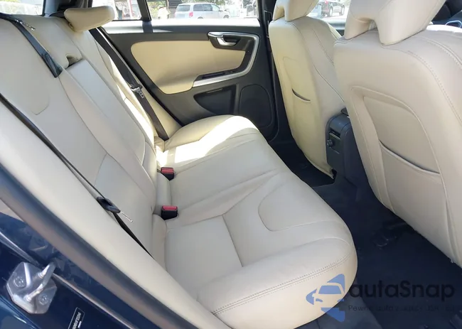 YV140MEKXF1252046: 42254682