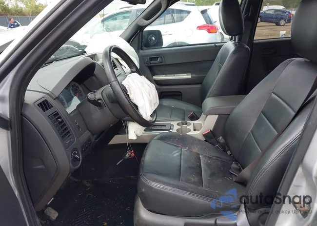 1FMCU0DG4AKA54380: 42254709