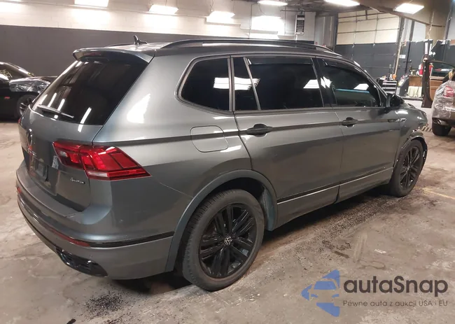 3VV8B7AX1NM111194: 42254124