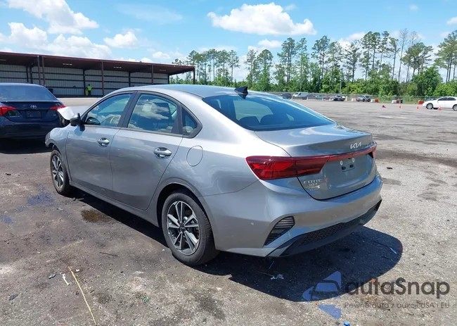 3KPF24AD6RE759558: 42254151