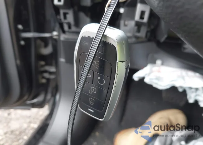 3N1CP5CV6ML466864: 42254255