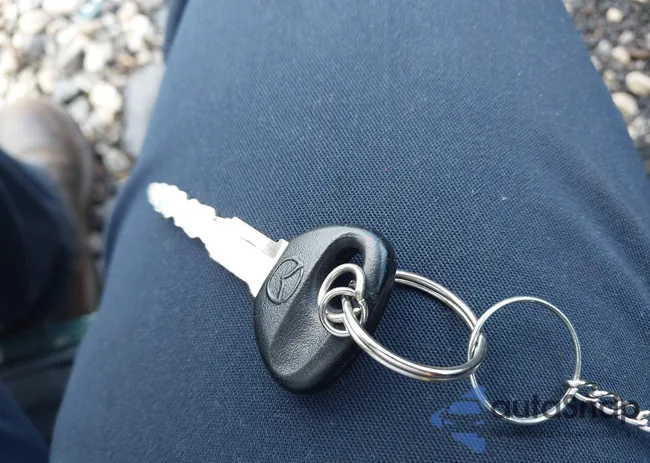 JM1NB353010203783: 42255348