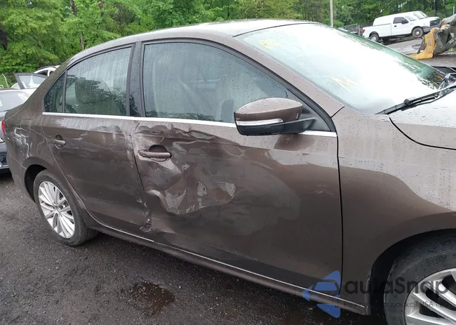 3VWLX7AJ0BM394816: 42255577