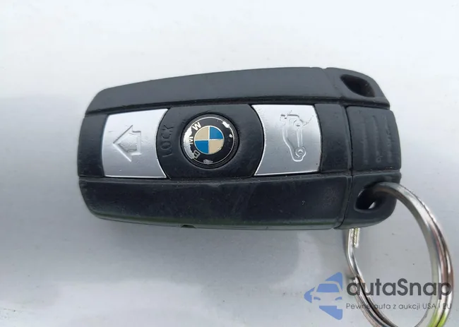 WBAPK5C5XBA653815: 42255609