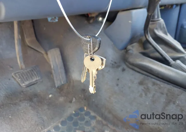 1B7HF16Y9RS532563: 42255741