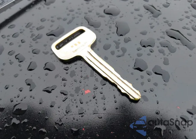 5Y2SP67049Z400472: 42255915